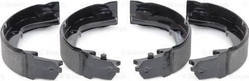 BOSCH 0 986 487 932 - Комплект тормозов, ручник, парковка parts5.com