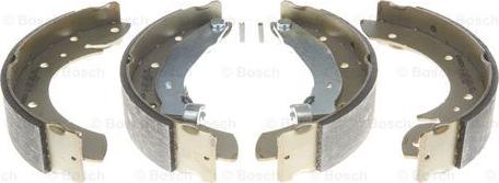 BOSCH 0 986 487 552 - Комплект тормозных колодок, барабанные parts5.com