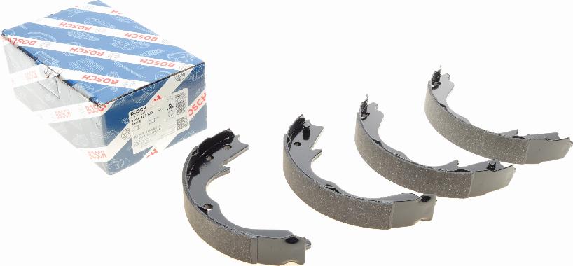 BOSCH 0 986 487 739 - Комплект тормозов, ручник, парковка parts5.com