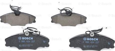 BOSCH 0 986 424 227 - Тормозные колодки, дисковые, комплект parts5.com