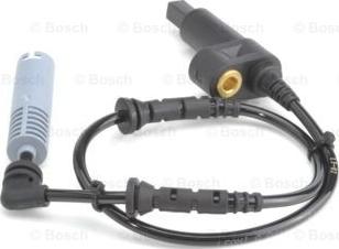 BOSCH 0 986 594 018 - Датчик ABS, частота вращения колеса parts5.com