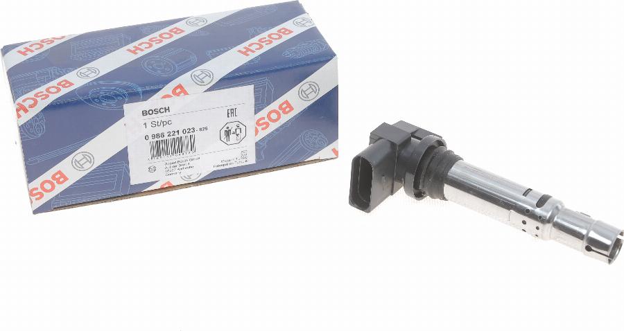 BOSCH 0 986 221 023 - Катушка зажигания parts5.com