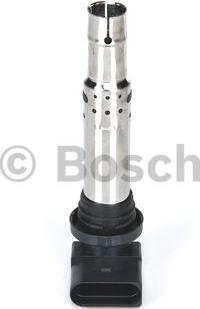 BOSCH 0 986 221 023 - Катушка зажигания parts5.com