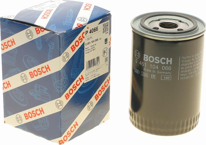 BOSCH 0 451 104 066 - Filtro de aceite parts5.com