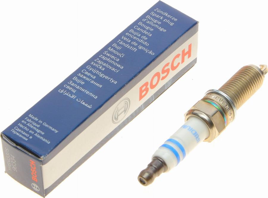 BOSCH 0 242 140 515 - Свеча зажигания parts5.com