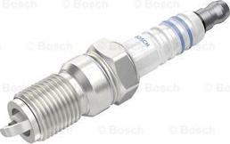 BOSCH 0 242 240 591 - Свеча зажигания parts5.com