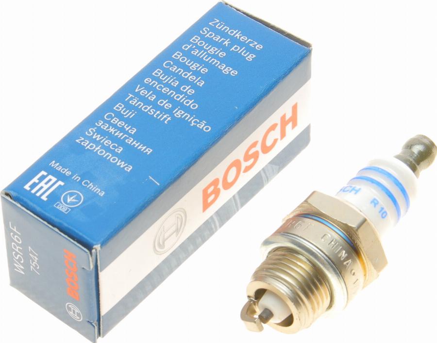 BOSCH 0 242 240 506 - Свеча зажигания parts5.com