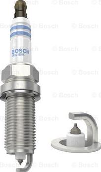 BOSCH 0 242 235 769 - Свеча зажигания parts5.com