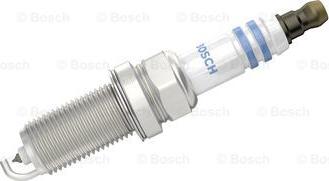 BOSCH 0 242 235 769 - Свеча зажигания parts5.com