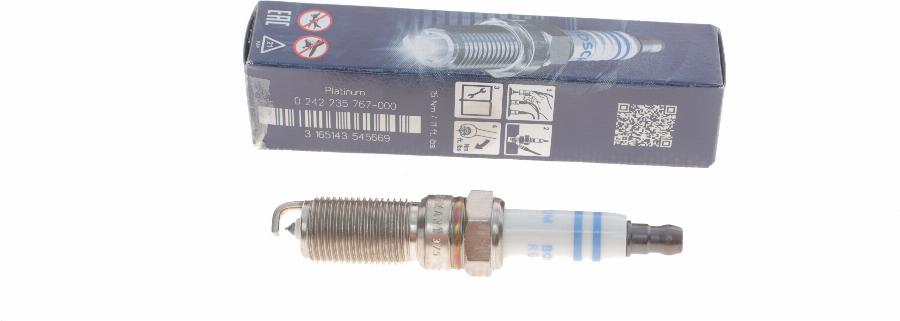 BOSCH 0 242 235 767 - Свеча зажигания parts5.com