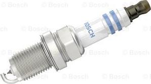 BOSCH 0 242 236 670 - Свеча зажигания parts5.com