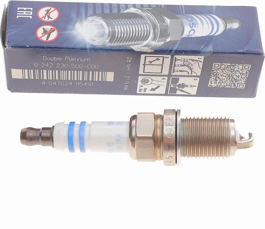 BOSCH 0 242 230 500 - Свеча зажигания parts5.com