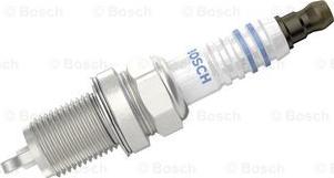 BOSCH 0 242 229 576 - Свеча зажигания parts5.com