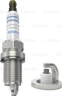 BOSCH 0 242 229 576 - Свеча зажигания parts5.com