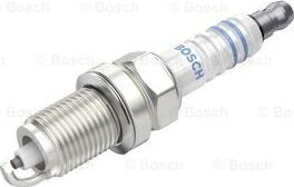 BOSCH 0 242 229 699 - Свеча зажигания parts5.com