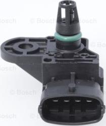 BOSCH 0 261 230 302 - Датчик, давление наддува parts5.com