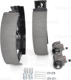 BOSCH 0 204 114 538 - Комплект тормозных колодок, барабанные parts5.com