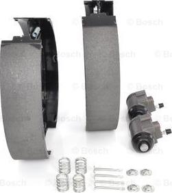 BOSCH 0 204 114 537 - Комплект тормозных колодок, барабанные parts5.com