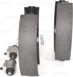 BOSCH 0 204 114 667 - Комплект тормозных колодок, барабанные parts5.com