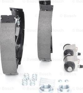 BOSCH 0 204 114 605 - Комплект тормозных колодок, барабанные parts5.com