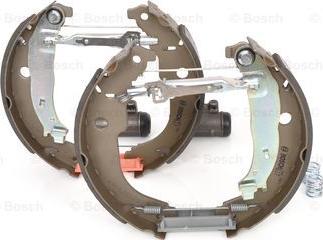 BOSCH 0 204 114 192 - Комплект тормозных колодок, барабанные parts5.com