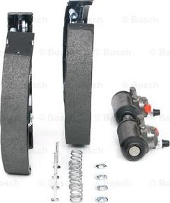 BOSCH 0 204 114 130 - Комплект тормозных колодок, барабанные parts5.com