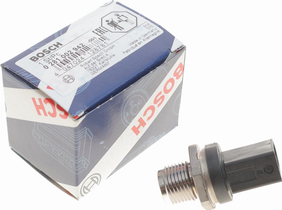 BOSCH 0 281 002 942 - Датчик, давление подачи топлива parts5.com