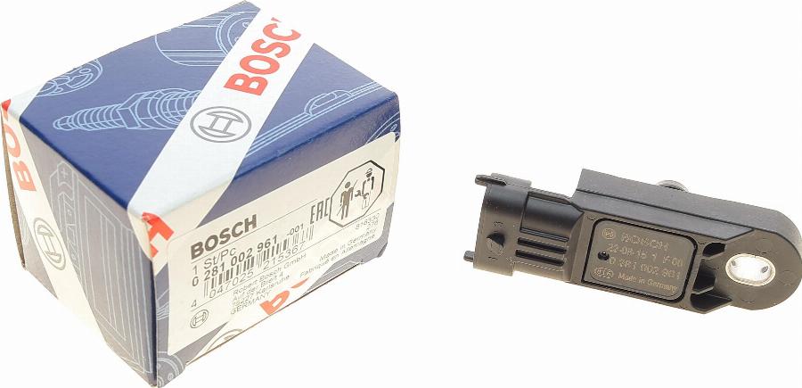 BOSCH 0 281 002 961 - Датчик, давление наддува parts5.com