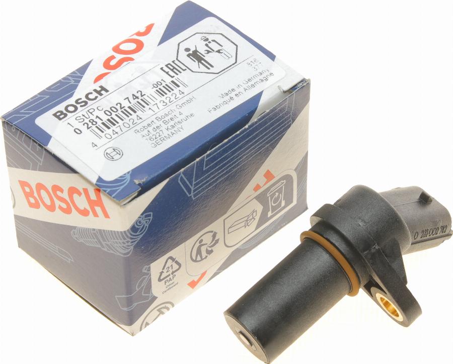 BOSCH 0 281 002 742 - Датчик импульсов, коленвал parts5.com