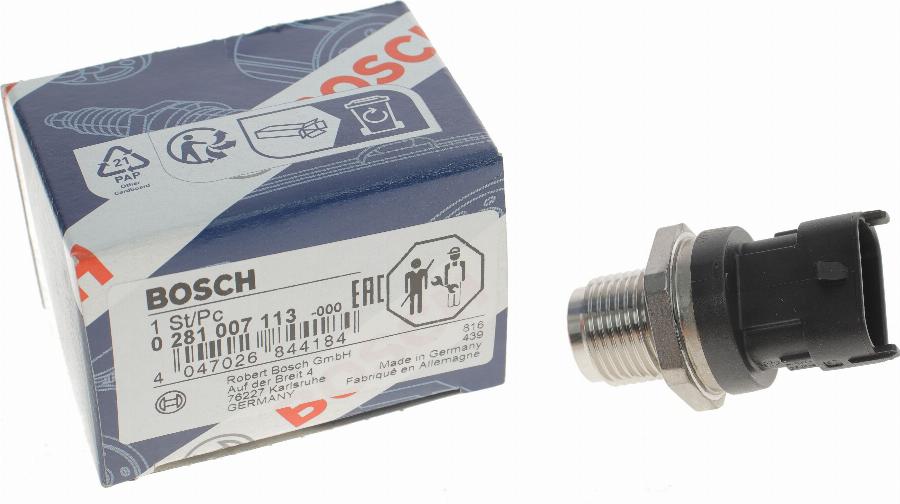 BOSCH 0 281 007 113 - Датчик, давление подачи топлива parts5.com