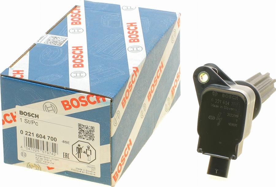 BOSCH 0 221 604 700 - Катушка зажигания parts5.com