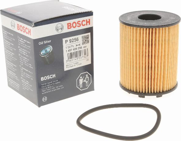 BOSCH 1 457 429 256 - Масляный фильтр parts5.com