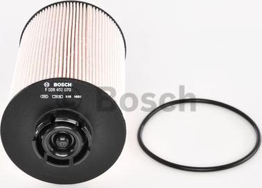 BOSCH F 026 402 070 - Топливный фильтр parts5.com