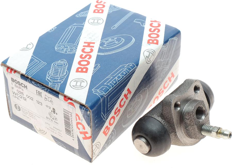 BOSCH F 026 002 123 - Колесный тормозной цилиндр parts5.com