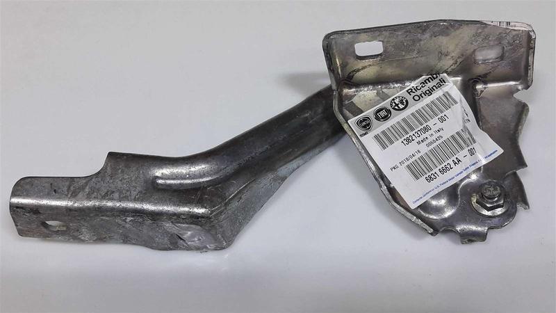 FIAT 1382137080 - Шарнир, капот parts5.com