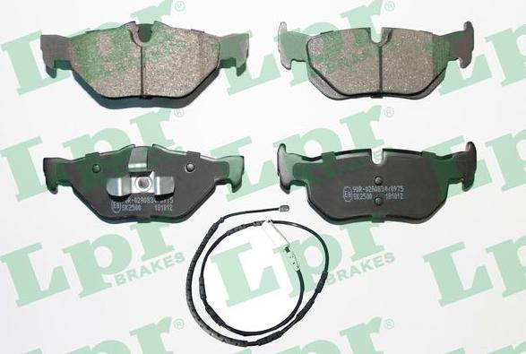 LPR 05P1876B - Тормозные колодки, дисковые, комплект parts5.com