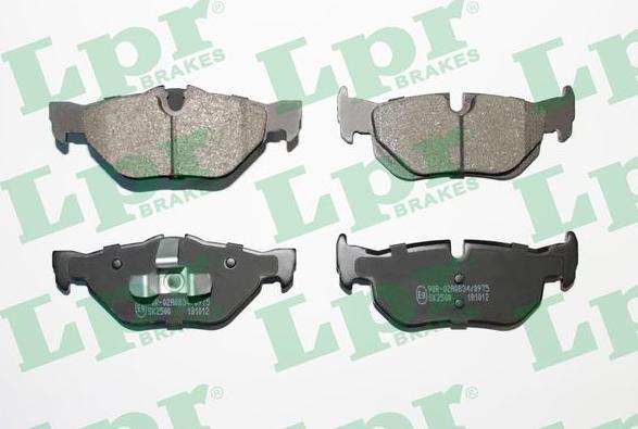 LPR 05P1876 - Тормозные колодки, дисковые, комплект parts5.com