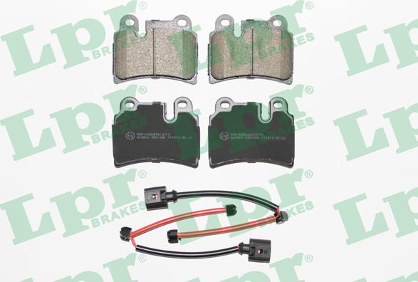 LPR 05P1380 - Тормозные колодки, дисковые, комплект parts5.com