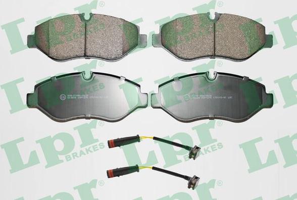 LPR 05P1275A - Тормозные колодки, дисковые, комплект parts5.com