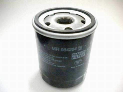 Mitsubishi MR984204 - Filtro de aceite parts5.com