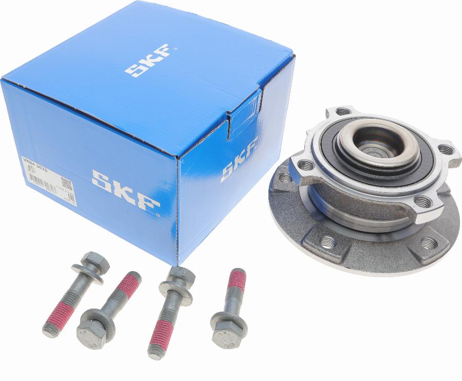 SKF VKBA 3670 - Комплект подшипника ступицы колеса parts5.com