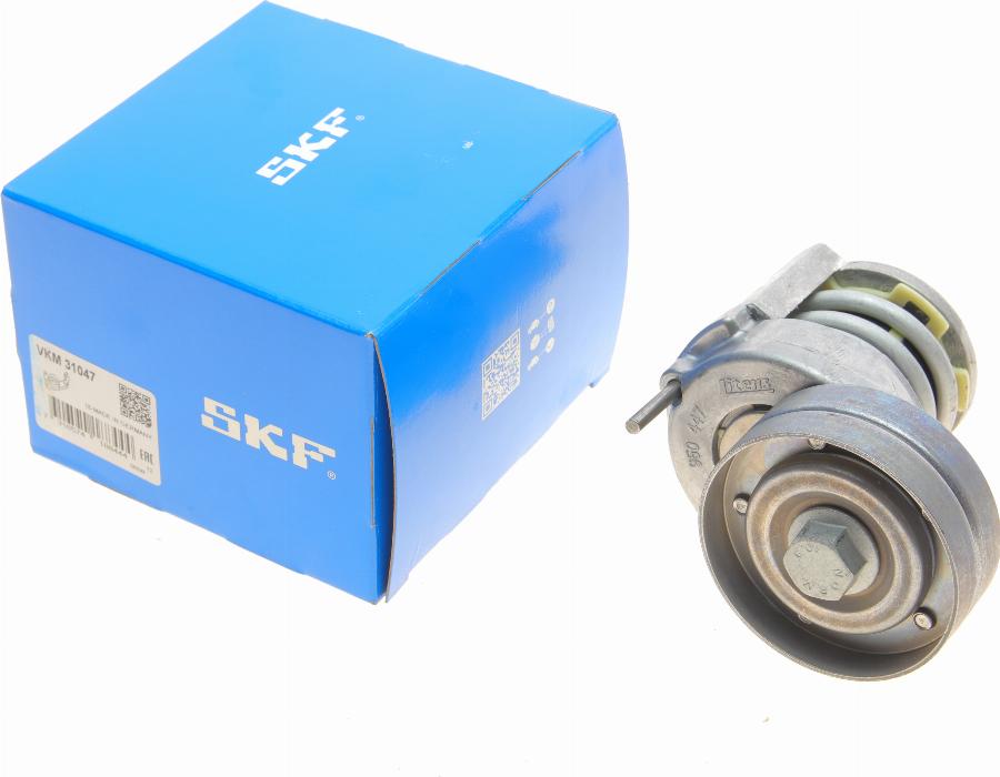 SKF VKM 31047 - Направляющий ролик, поликлиновый ремень parts5.com