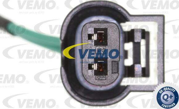 Vemo V40-73-0102 - Выключатель, замок задней двери parts5.com