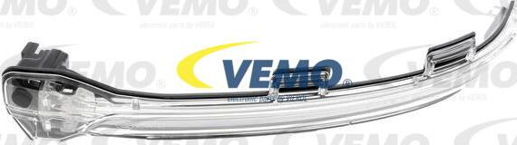 Vemo V10-84-0124 - Фонарь указателя поворота parts5.com