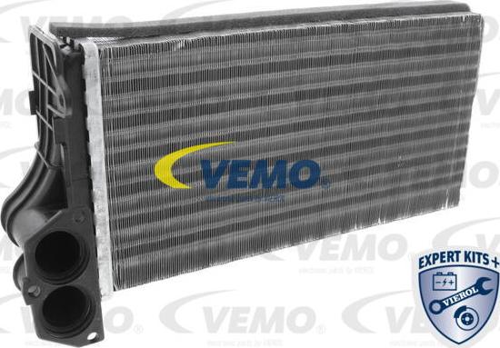 Vemo V22-61-0006 - Теплообменник, отопление салона parts5.com